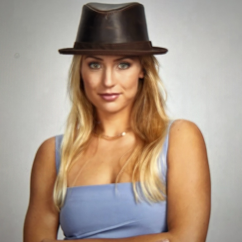 Soho Leather Hat - Picture 2 of 9